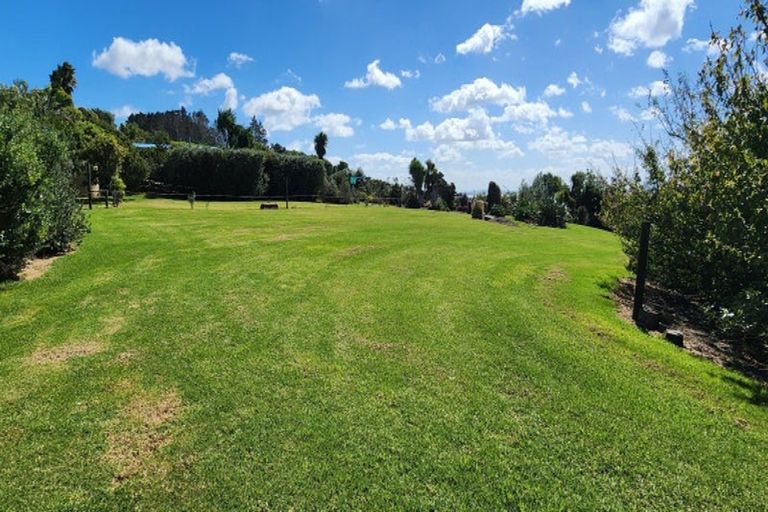 Photo of property in 14 Cullen Road, Waipu, 0582