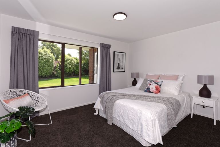 Photo of property in 36 Kirsten Place, Parklands, Christchurch, 8083