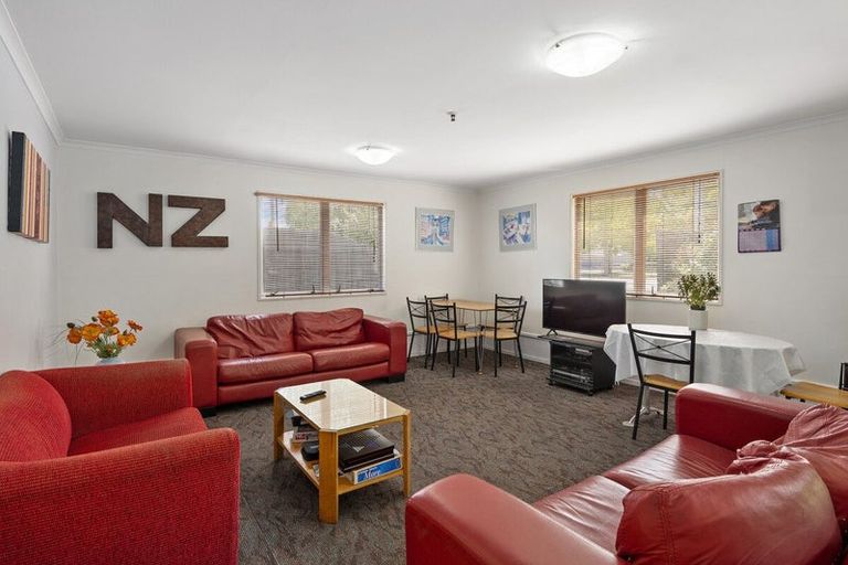 Photo of property in 23 Creyke Road, Ilam, Christchurch, 8041