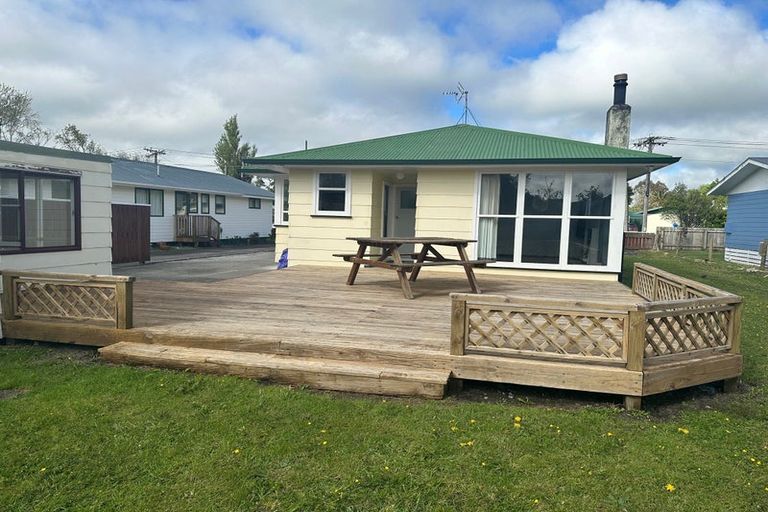 Photo of property in 105 Brandon Street, Featherston, 5710