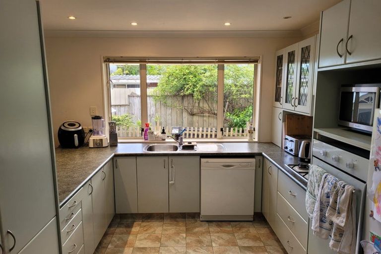 Photo of property in 9 Manuka Street, Stokes Valley, Lower Hutt, 5019