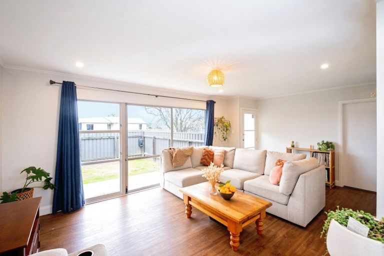 Photo of property in 1 Ripon Place, Tamatea, Napier, 4112