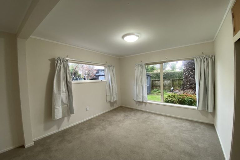 Photo of property in 8 Sanctuary Point, Sunnyhills, Auckland, 2010