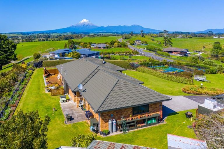 Photo of property in 347 Henwood Road, Hillsborough, New Plymouth, 4372