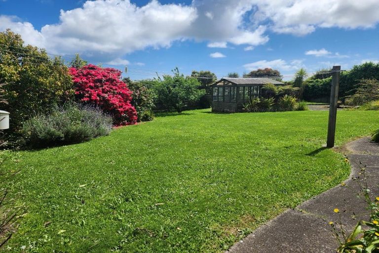 Photo of property in 4 Kotare Street, Waikanae, 5036