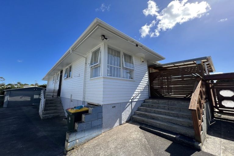 Photo of property in 49 Gossamer Drive, Pakuranga Heights, Auckland, 2010
