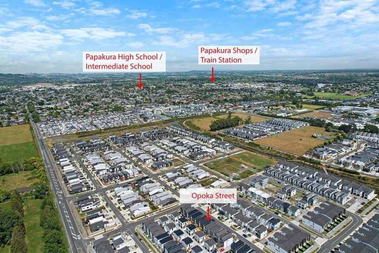 Photo of property in 63 Whare Kauri Road, Papakura, 2110