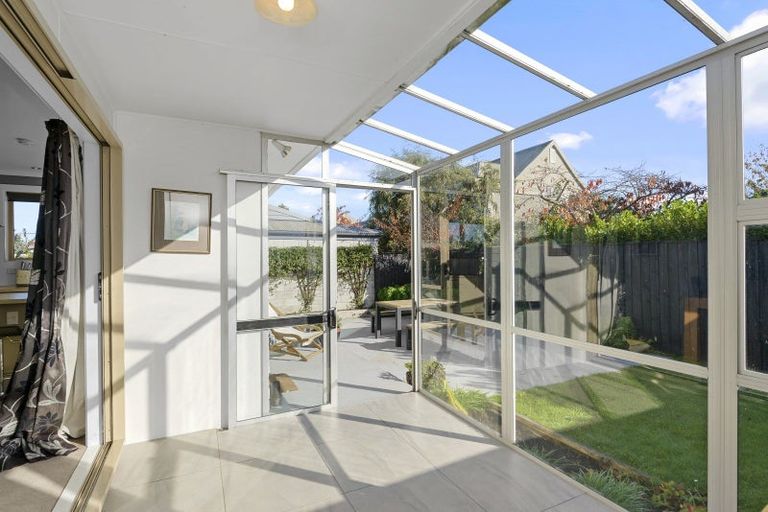 Photo of property in 23b Tomes Road, St Albans, Christchurch, 8052