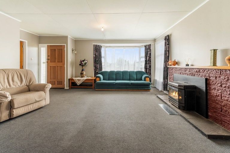 Photo of property in 18 Fenruss Street, Fairy Springs, Rotorua, 3015