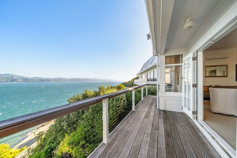 Photo of property in 9 Maida Vale Road, Roseneath, Wellington, 6011