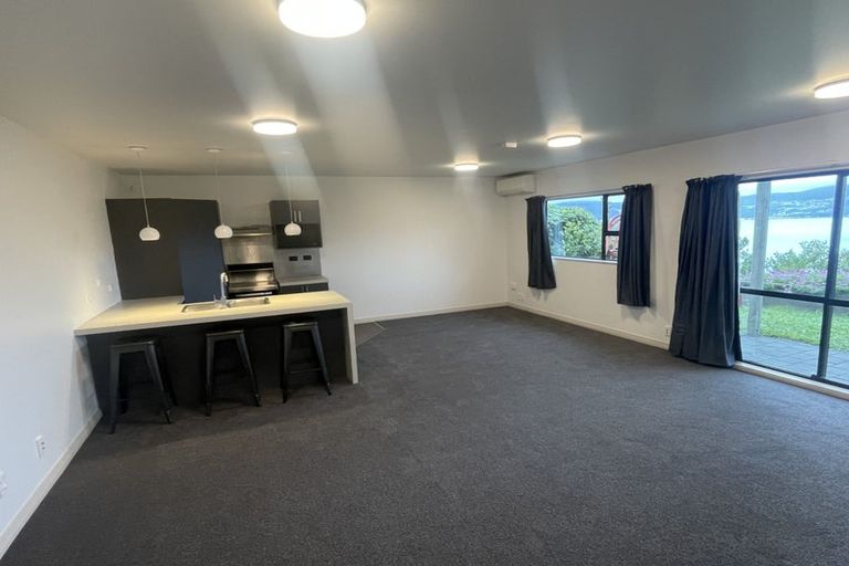 Photo of property in 12 Countess Close, Maupuia, Wellington, 6022