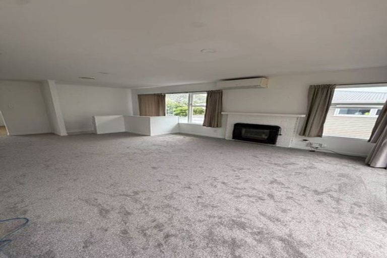 Photo of property in 74 Marlborough Avenue, Glenfield, Auckland, 0629