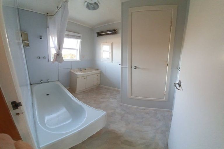 Photo of property in 9 Acacia Crescent, Glenview, Hamilton, 3206