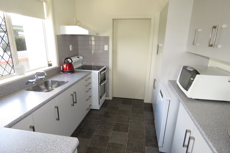 Photo of property in 32 Moray Crescent, Grasmere, Invercargill, 9810