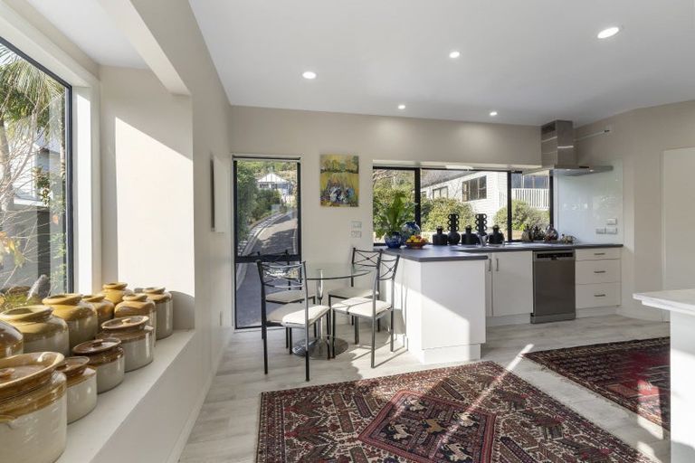 Photo of property in 136 Winara Avenue, Waikanae, 5036