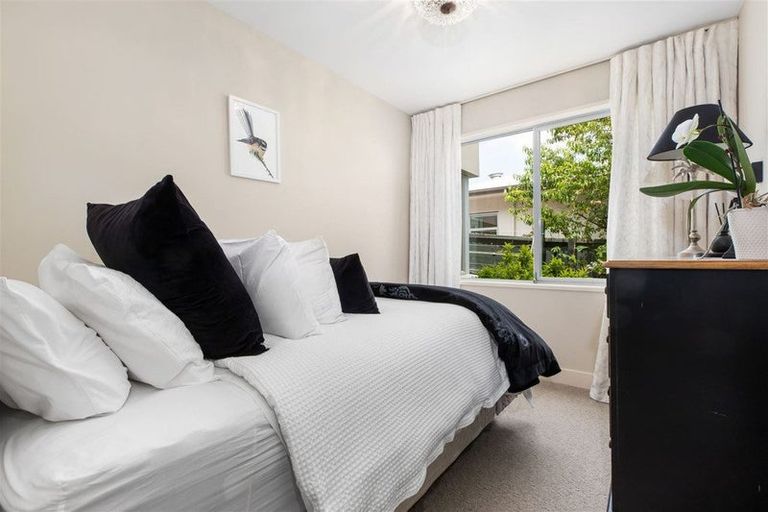 Photo of property in 8a Macmillan Avenue, Cashmere, Christchurch, 8022