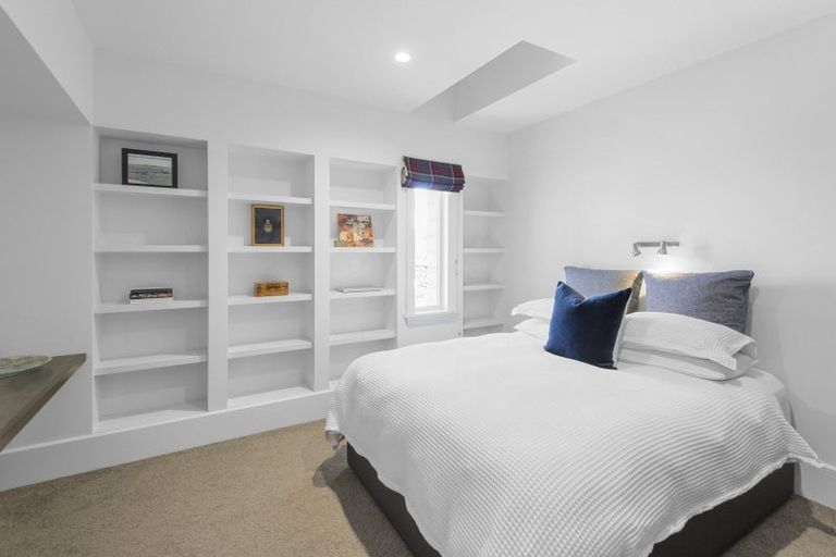 Photo of property in 30 Wroxton Terrace, Merivale, Christchurch, 8014