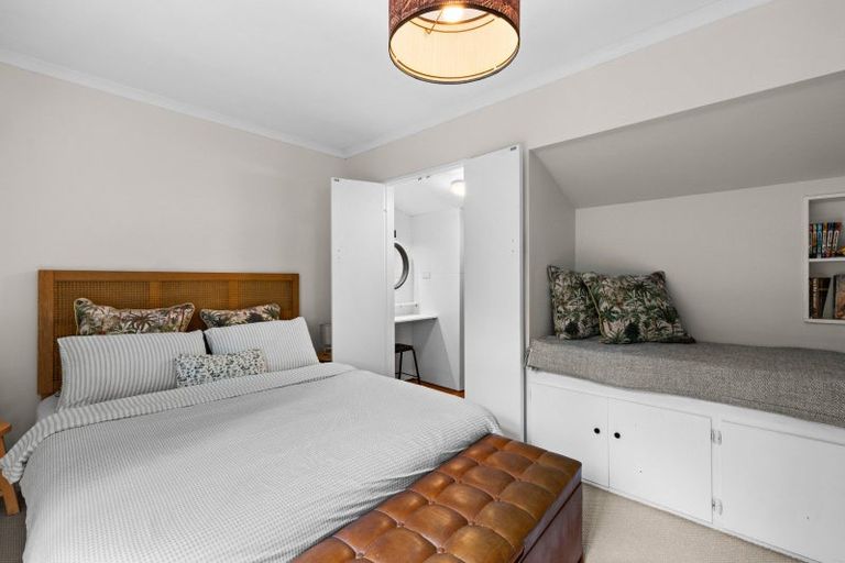 Photo of property in 9 Havelock Terrace, Hospital Hill, Napier, 4110