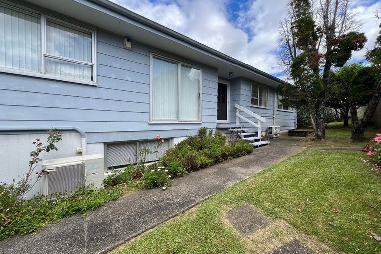 Photo of property in 67 Advene Road, Cockle Bay, Auckland, 2014