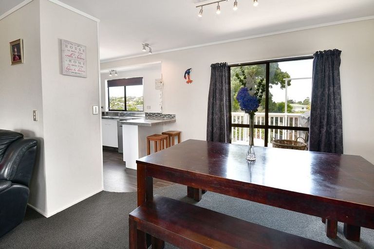 Photo of property in 37 Rawhiti Road, Manly, Whangaparaoa, 0930