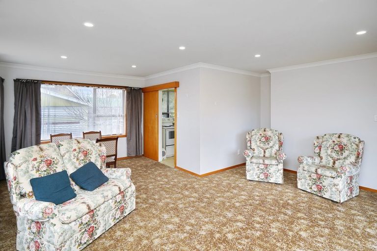 Photo of property in 88 Cotswold Avenue, Bishopdale, Christchurch, 8053