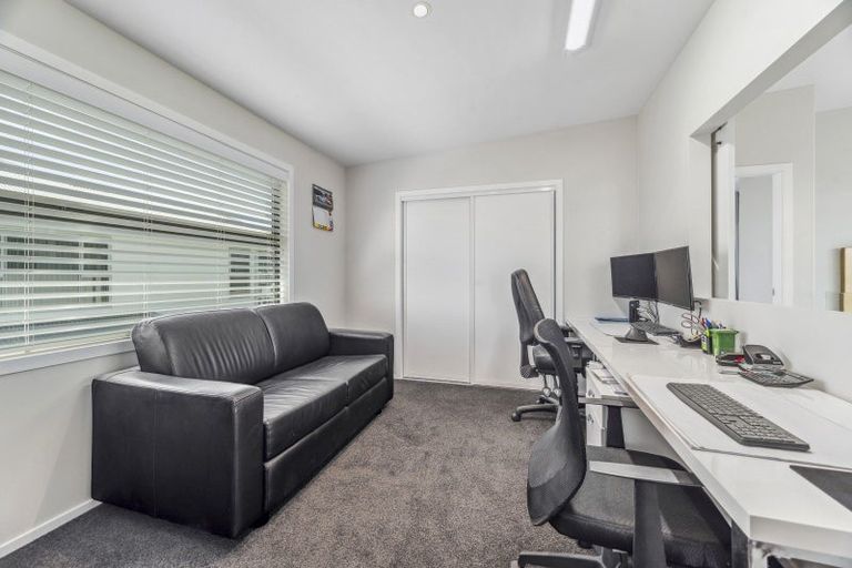 Photo of property in 16 Loloma Way, Wharewaka, Taupo, 3330