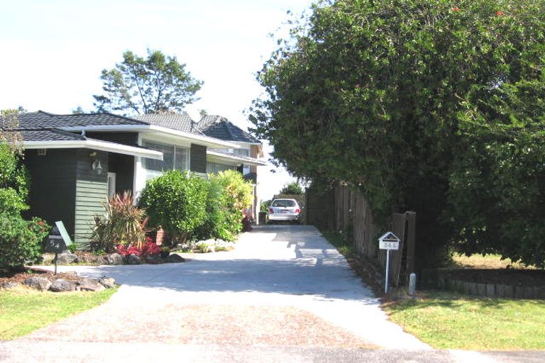 Photo of property in 54 Cockayne Crescent, Sunnynook, Auckland, 0620