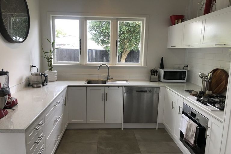 Photo of property in 21 Steele Road, Forest Lake, Hamilton, 3200