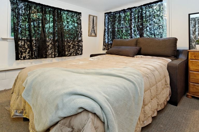 Photo of property in 312 Huia Road, Titirangi, Auckland, 0604