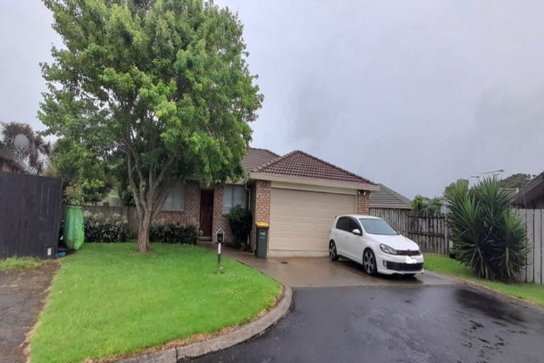 Photo of property in 28 Magnolia Drive, Waiuku, 2123