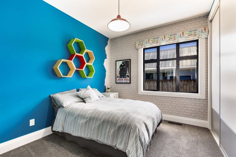 Photo of property in 15 North Street, Petone, Lower Hutt, 5012