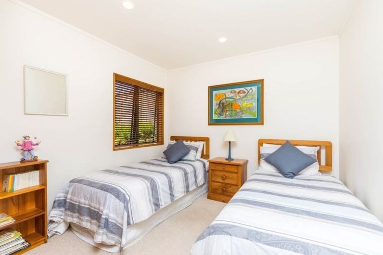 Photo of property in 25 Swann Beach Road, Stanmore Bay, Whangaparaoa, 0932