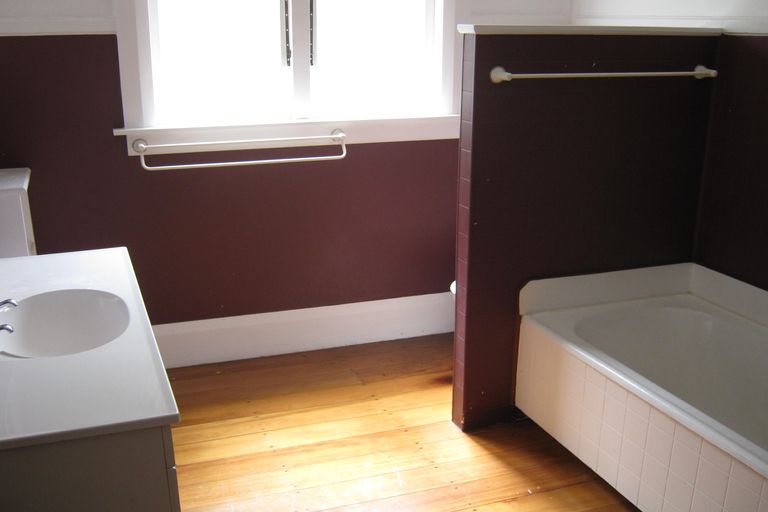 Photo of property in 19 Kowhai Avenue, Palmerston North, 4410