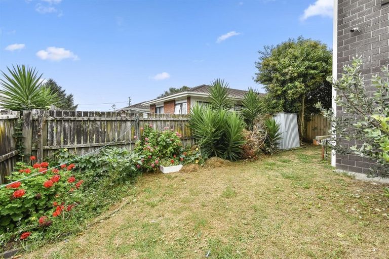 Photo of property in 45b Russell Road, Manurewa, Auckland, 2102