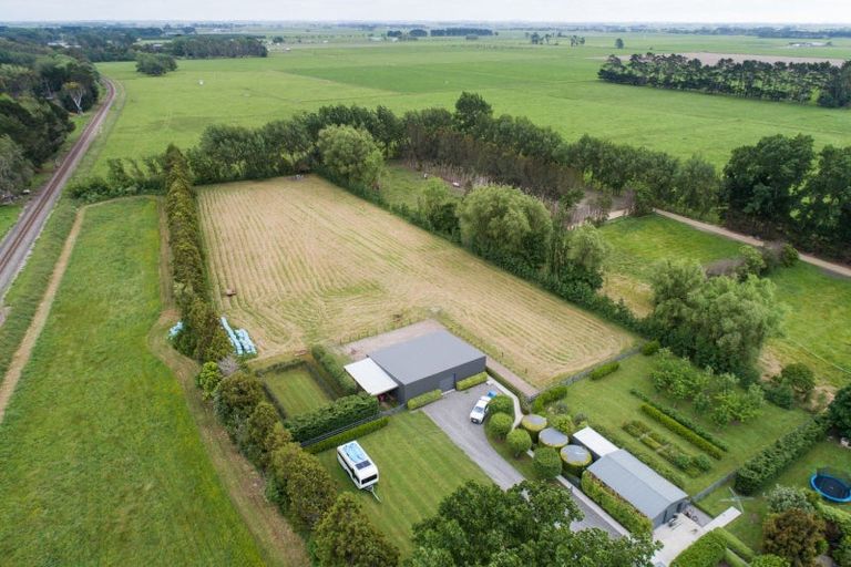 Photo of property in 33 Cloverlea Road, Westbrook, Palmerston North, 4475