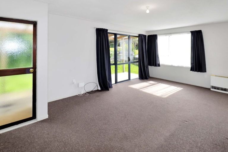 Photo of property in 89 Logie Street, Stokes Valley, Lower Hutt, 5019