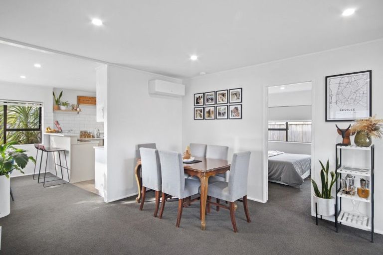 Photo of property in 12a Landscape Road, Pukekohe, 2120