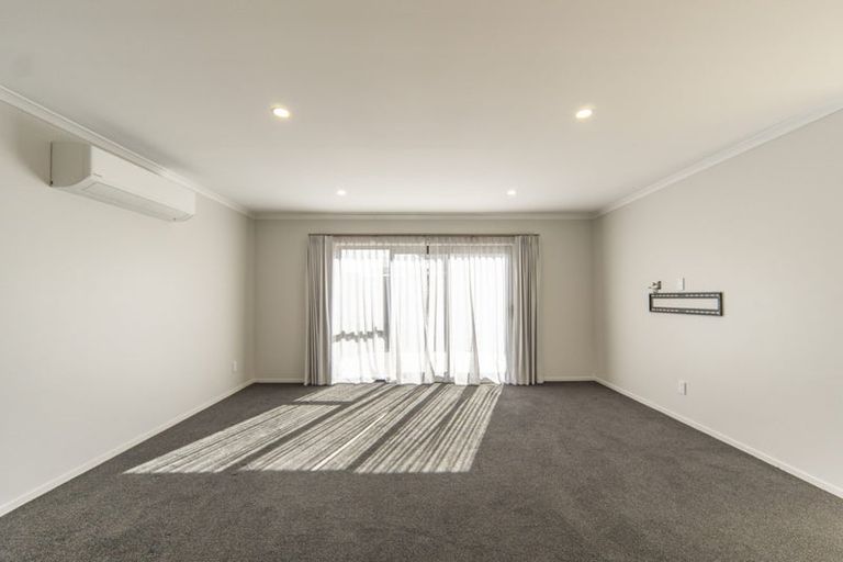 Photo of property in 69 Waireka Road, Rototuna North, Hamilton, 3210