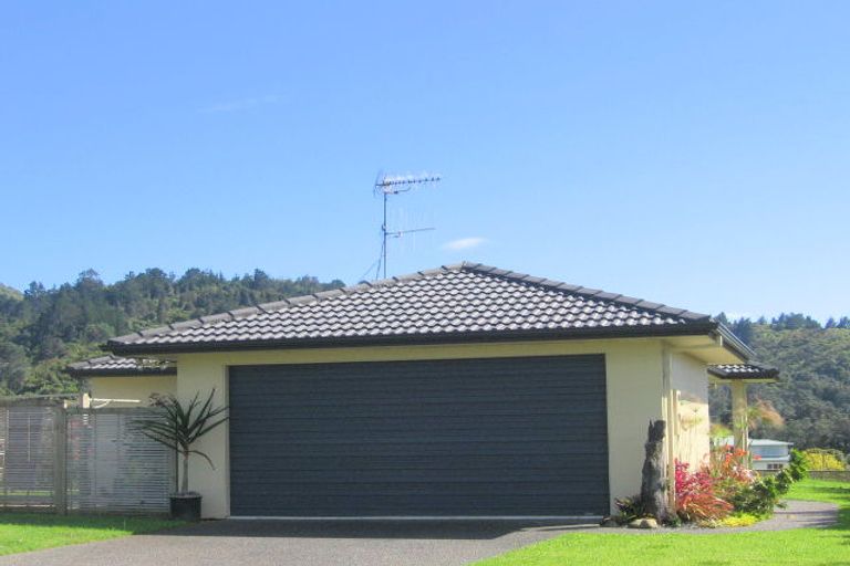 Photo of property in 30 Mayor View Terrace, Waihi Beach, 3611