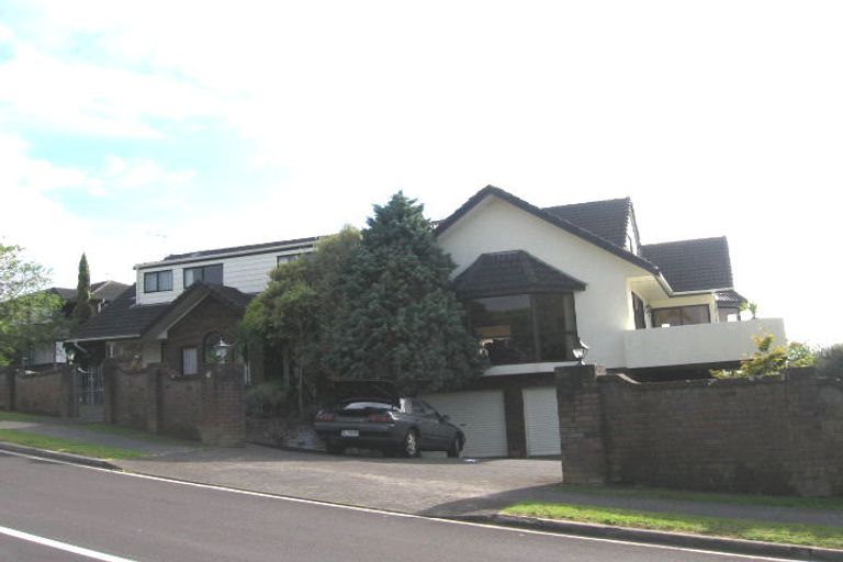 Photo of property in 64 Onetaunga Road, Chatswood, Auckland, 0626