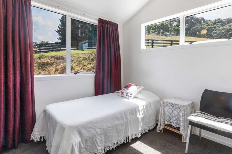 Photo of property in 288 Bellville Drive, Coromandel, 3506