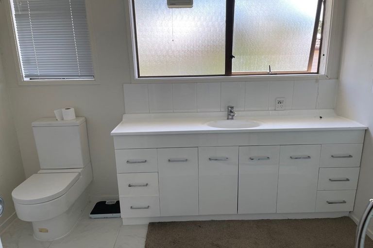 Photo of property in 53 Nor'east Drive, Torbay, Auckland, 0632