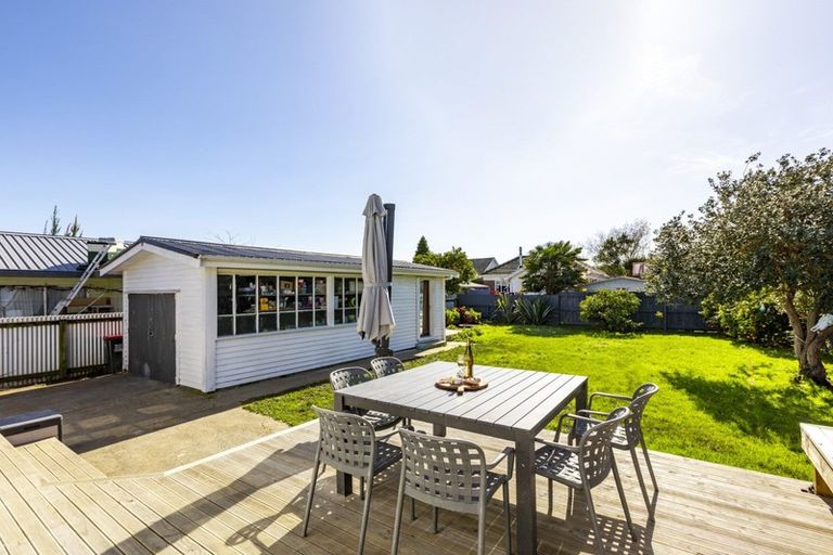 Photo of property in 500 Awatea Street, Akina, Hastings, 4122