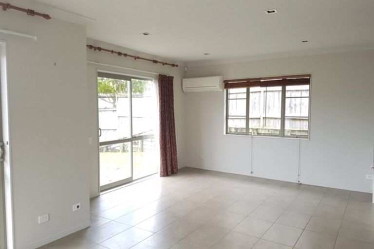 Photo of property in 38 Oakway Drive, Schnapper Rock, Auckland, 0632