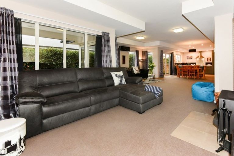 Photo of property in 22 Pemberton Drive, Darfield, 7510
