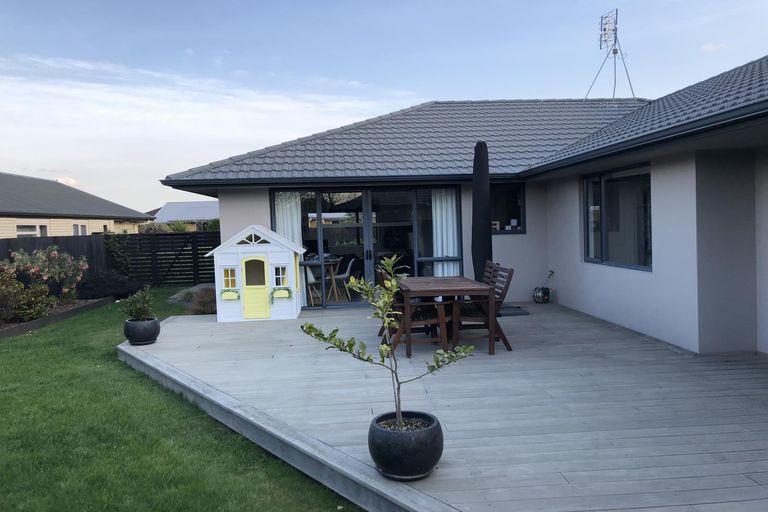 Photo of property in 17 Burr Street, Cambridge, 3434