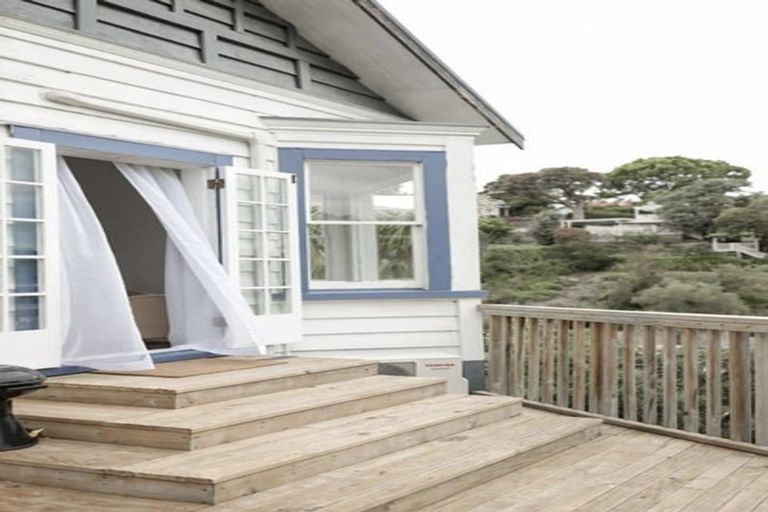 Photo of property in 40 Faraday Street, Hospital Hill, Napier, 4110