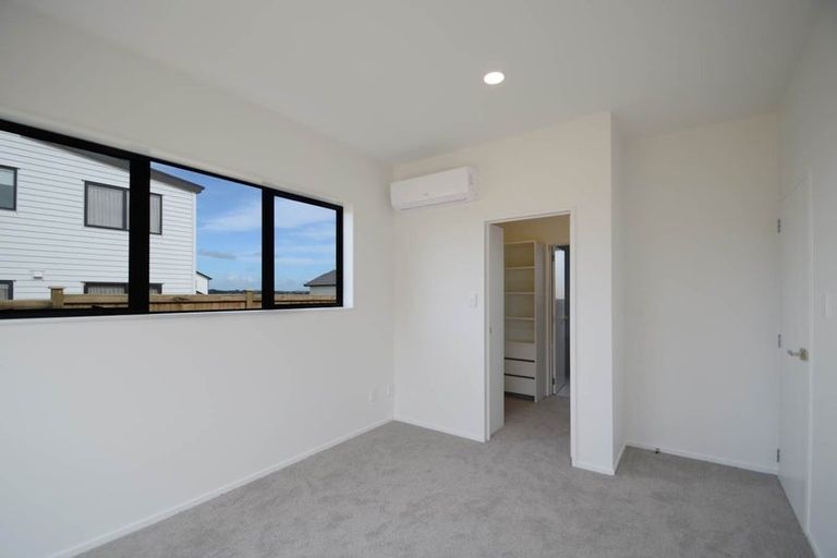 Photo of property in 41 Kaimanawa Road, Karaka, Papakura, 2113