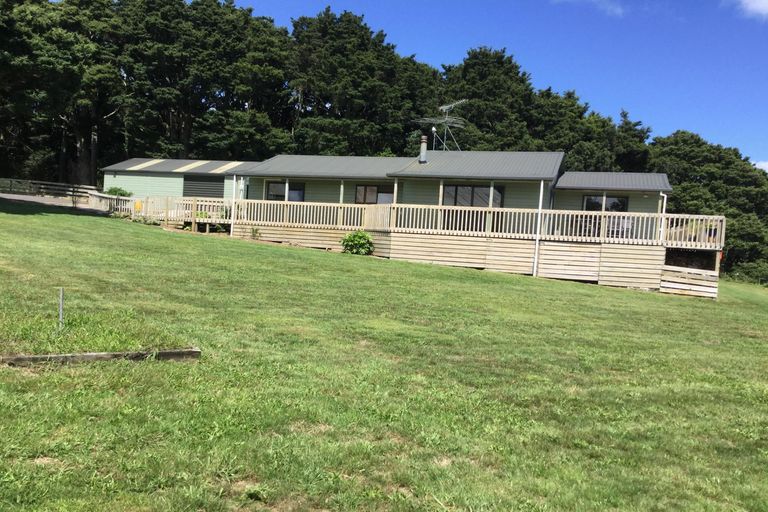 Photo of property in 288 Waiuku Road, Puni, Pukekohe, 2678