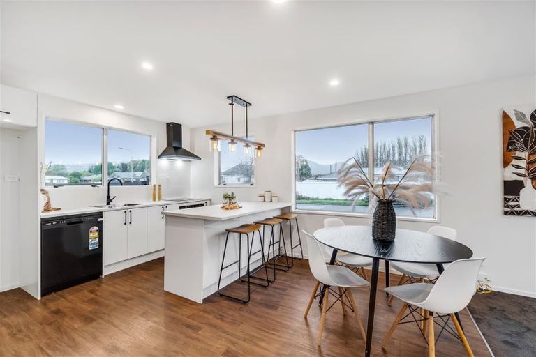 Photo of property in 18 Stacey Place, Woolston, Christchurch, 8062